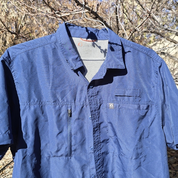 Men's Blue Casual Button Down Shirt - Picture 2 of 7